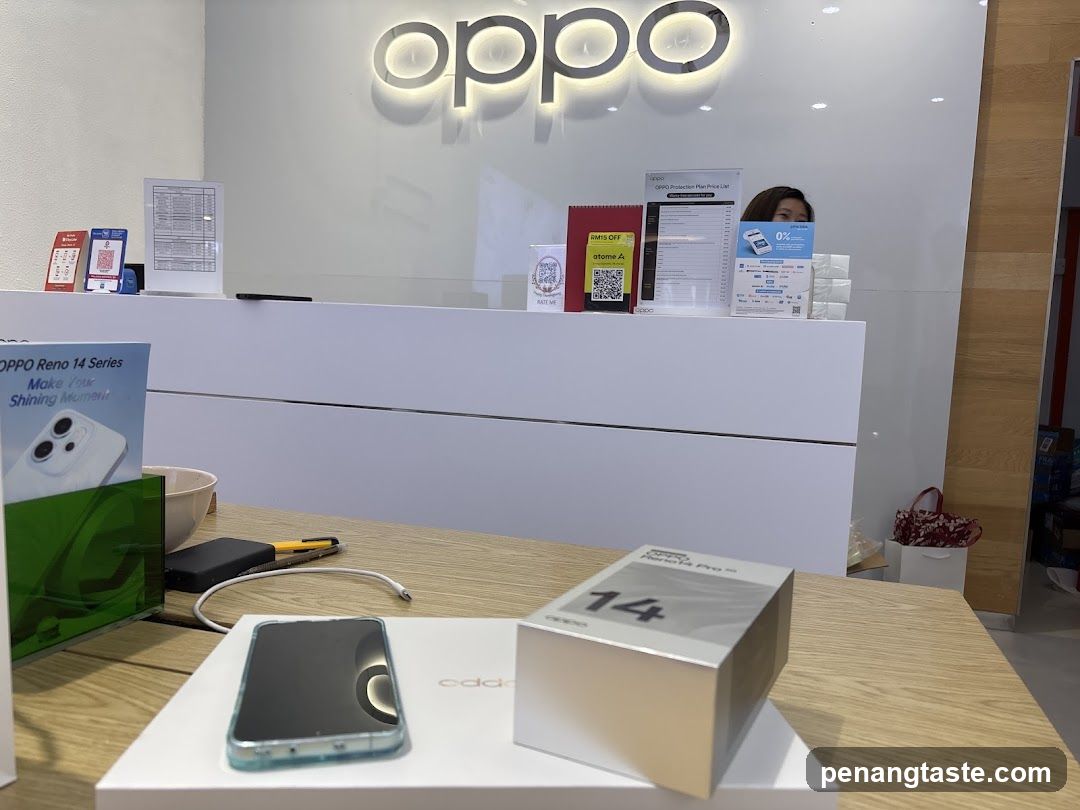OPPO Store Interior