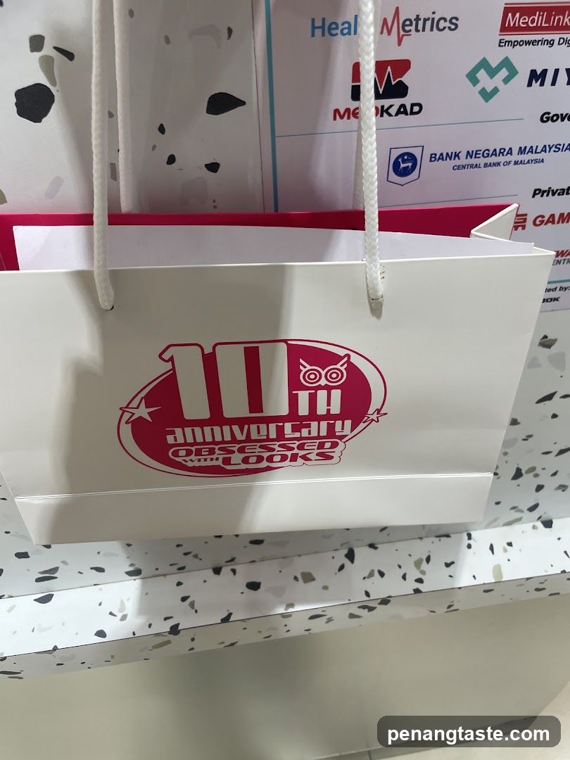 Shopping Bag with Anniversary Logo