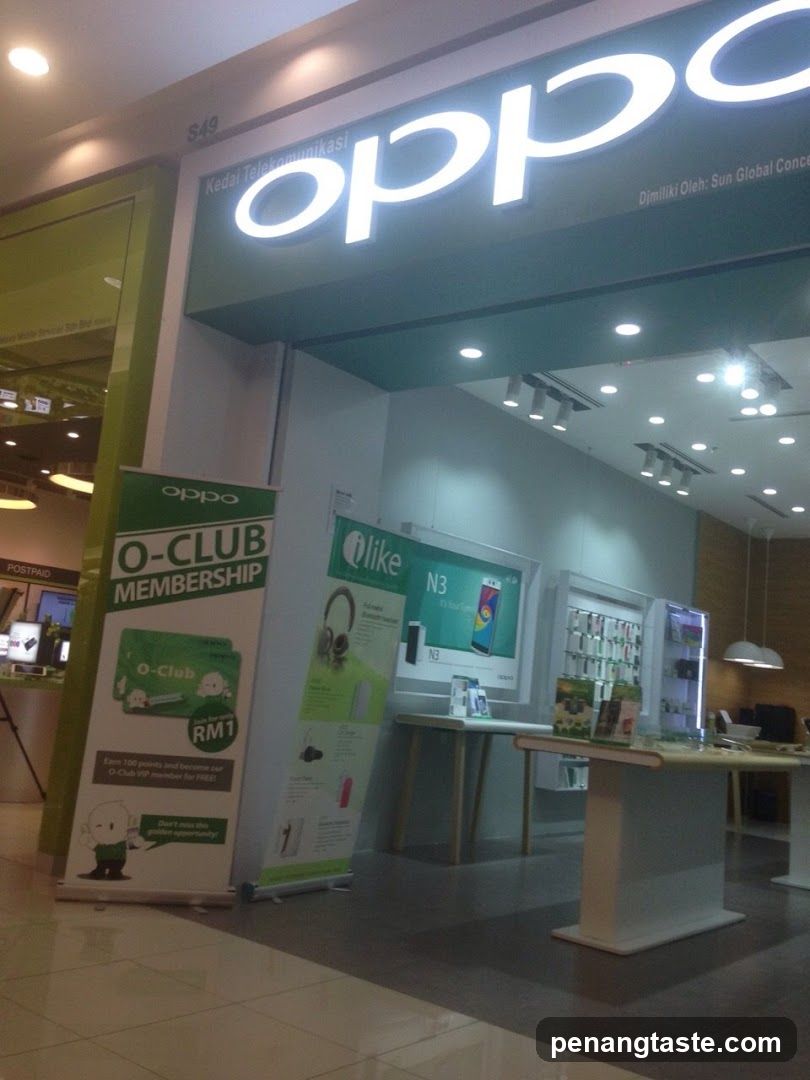 OPPO Store Interior