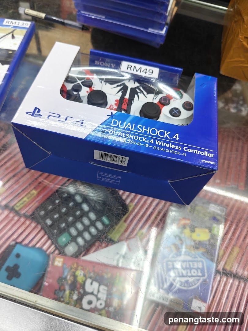 PS4 DualShock 4 Wireless Controller Box