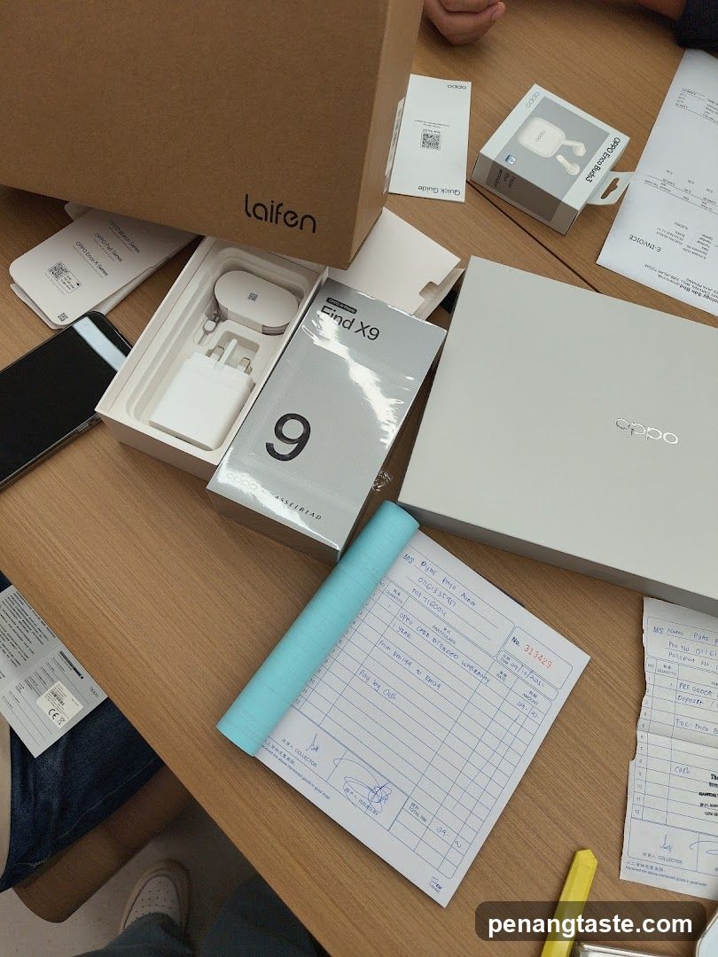 Unboxing Area