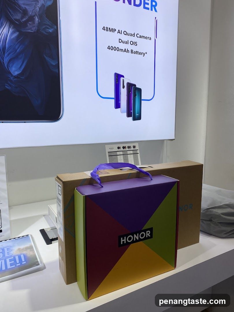 Honor Product Display