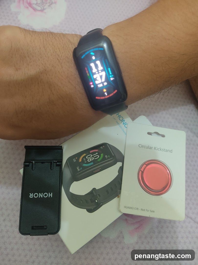 Honor Smartwatch and Accessories
