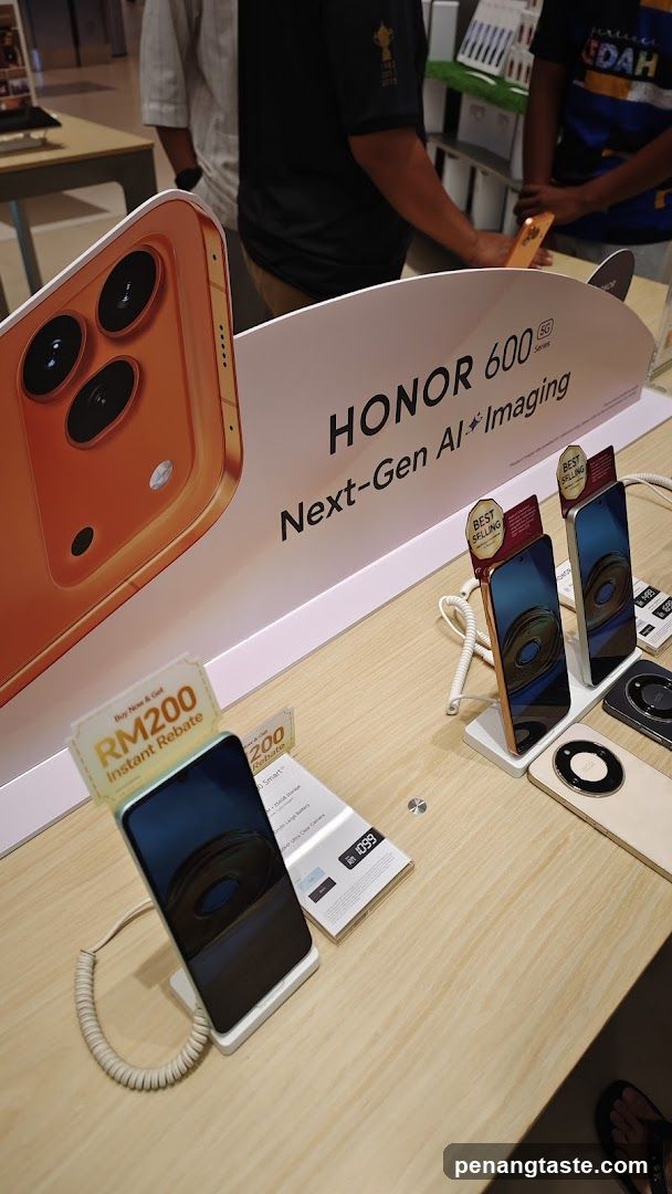 Honor 600 Smartphone Display