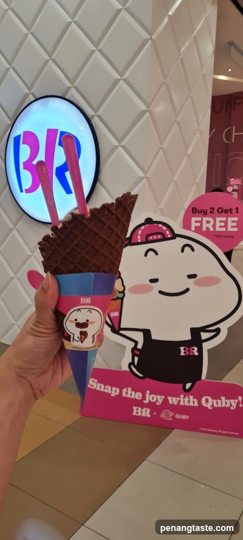 BR Ice Cream Shop Interior