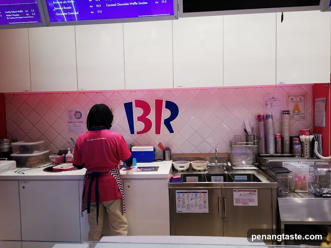 B3R Shop Interior
