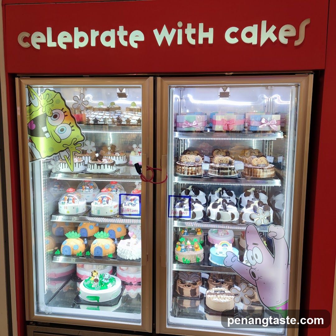 Cake Display Storefront