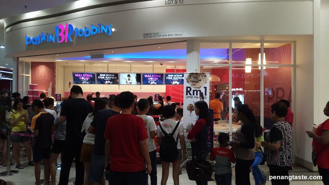 Baskin Robbins storefront