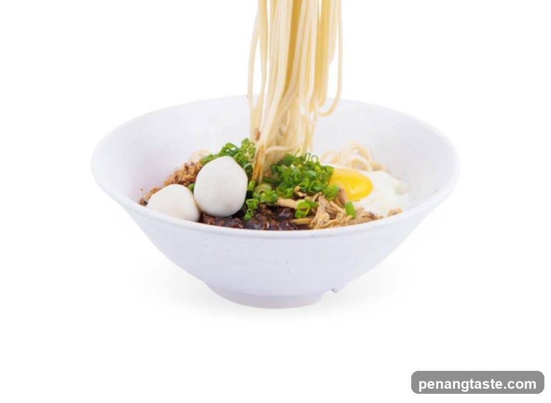 Uncle Kin's Chili Pan Mee