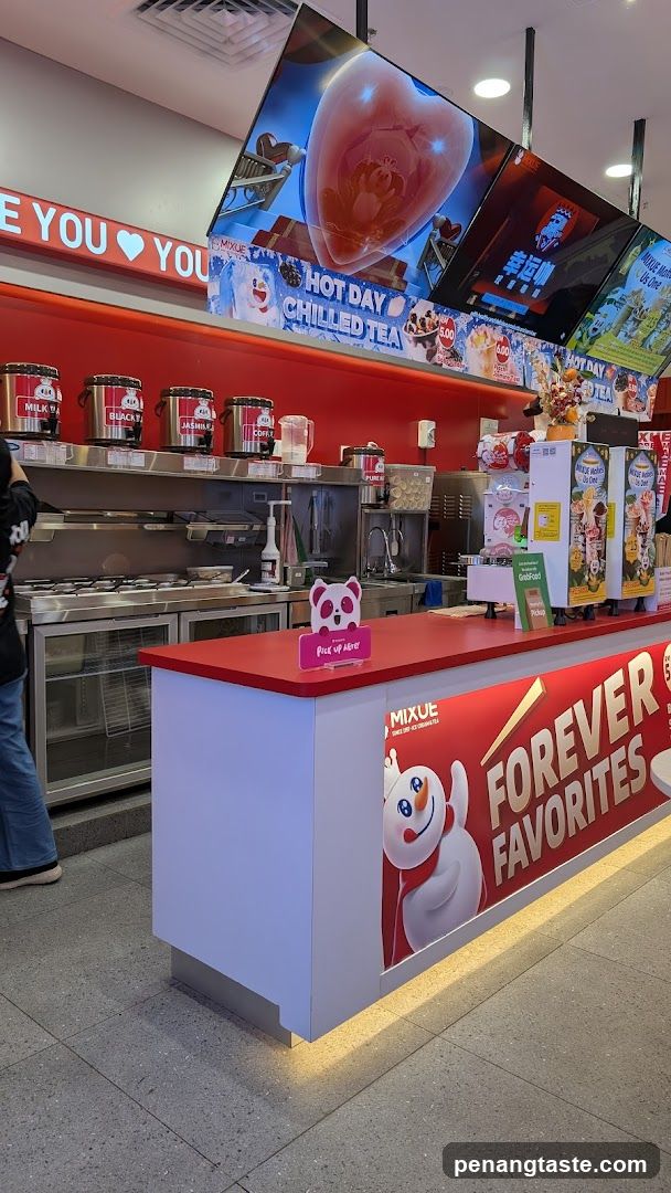 Mixue Store Counter