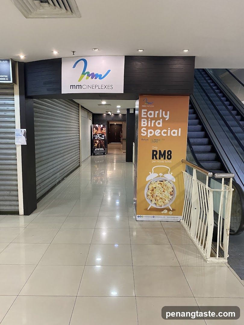 mmCineplexes Entrance