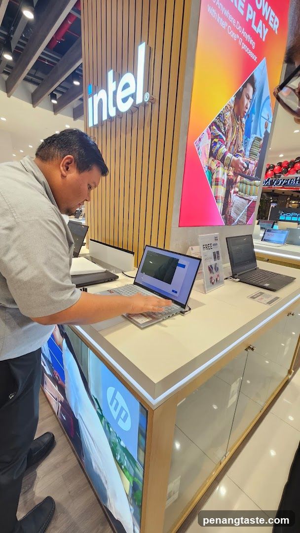 Customer in tech store