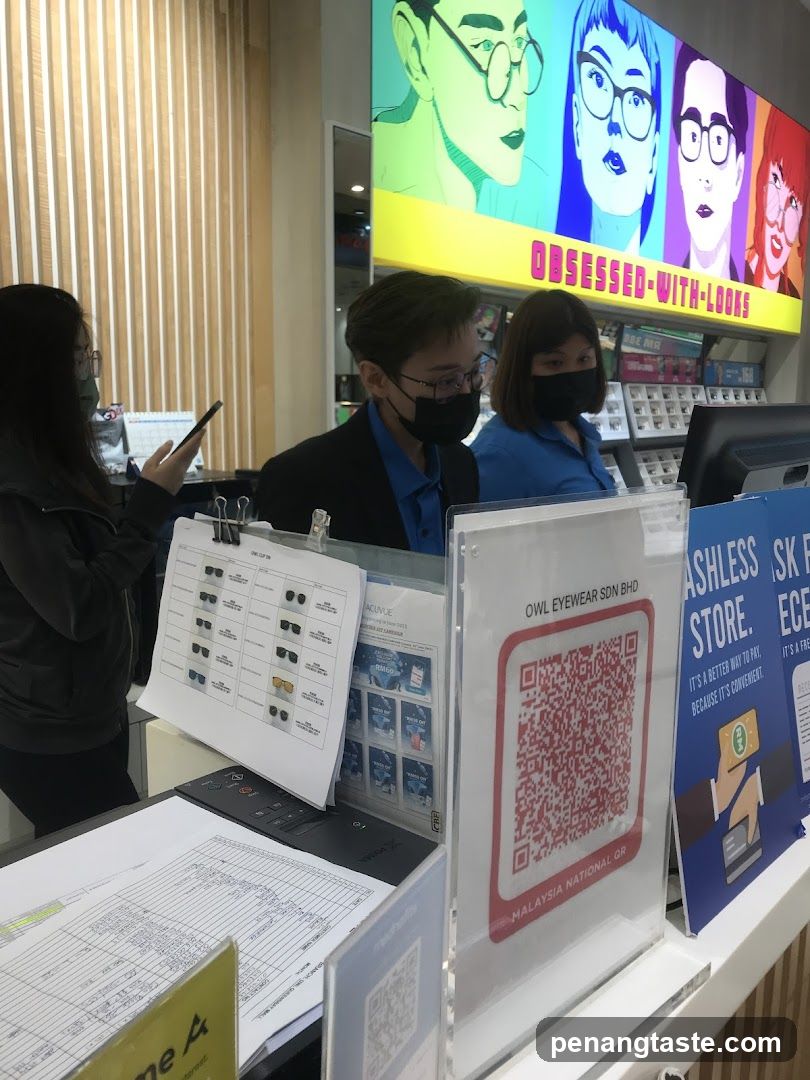 Owl Eyewear Store Interior