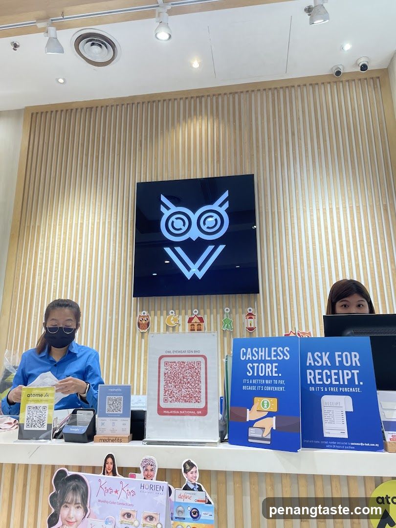 Owl Eyewear Store Interior