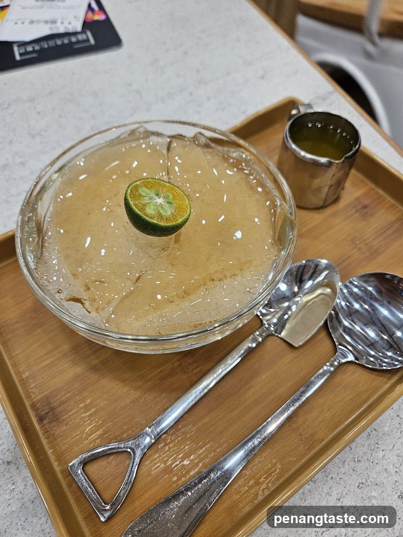 Dessert served on wooden tray