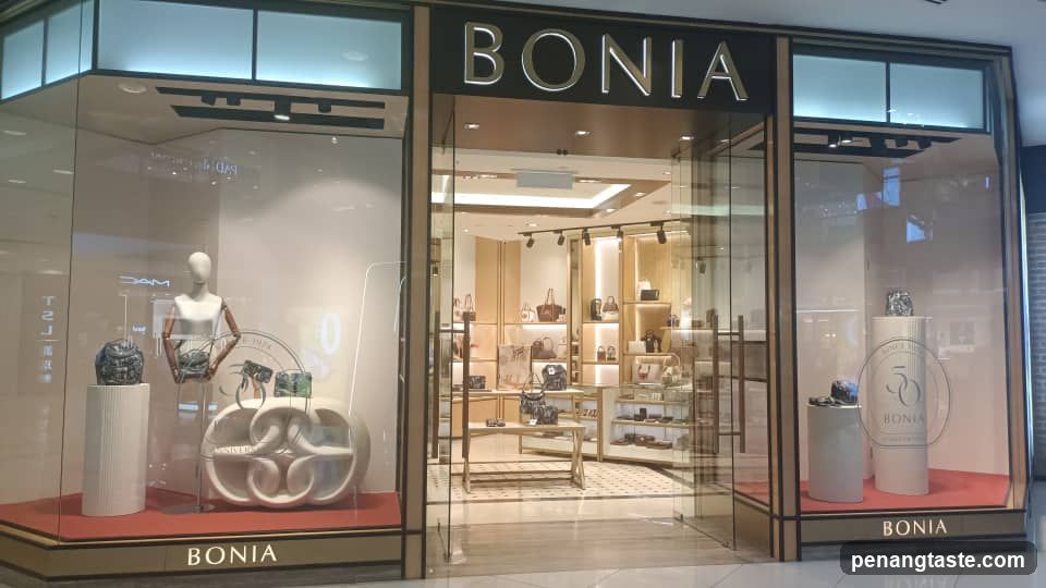 BONIA