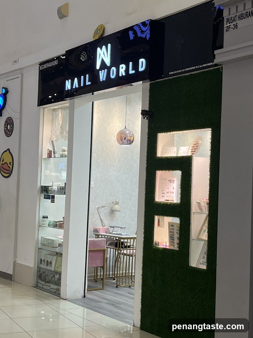 Nail World