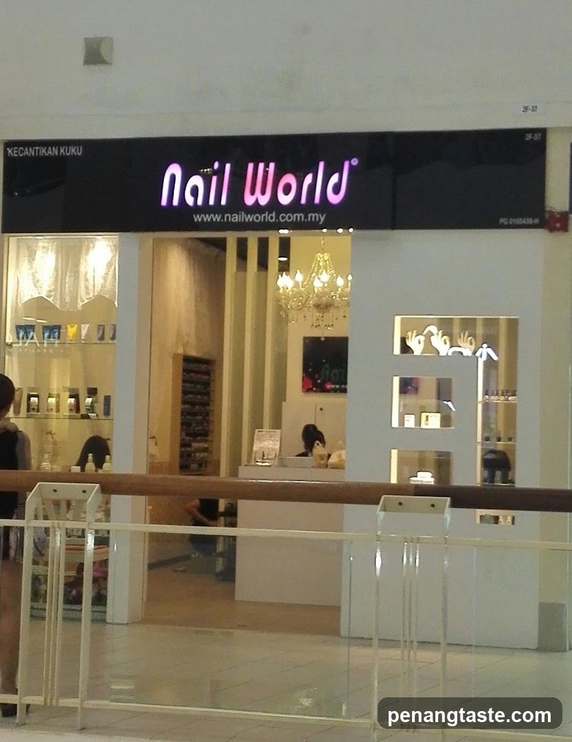 Nail World
