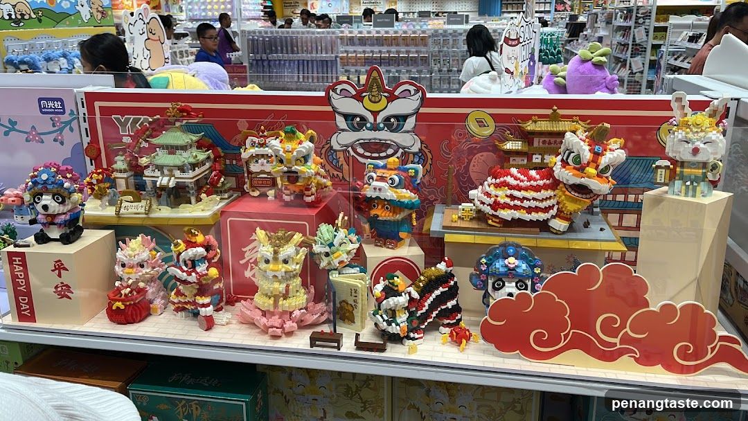 Store Display of Traditional Chinese Themed Brick Figures