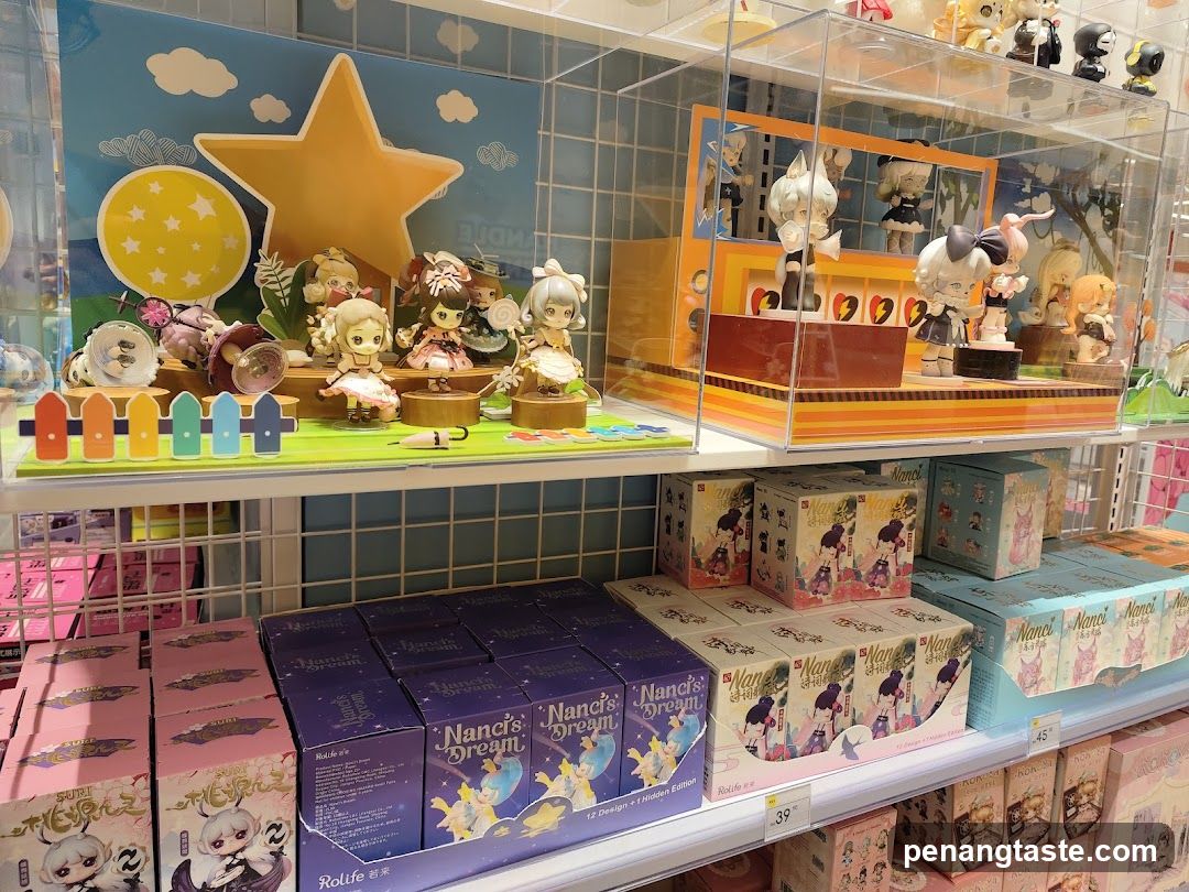 Toy Display Shelf