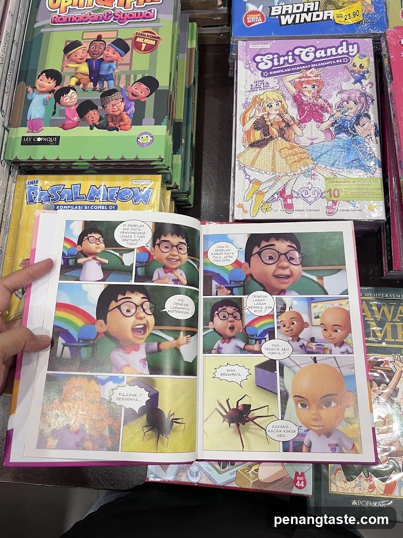 Comic Books Display