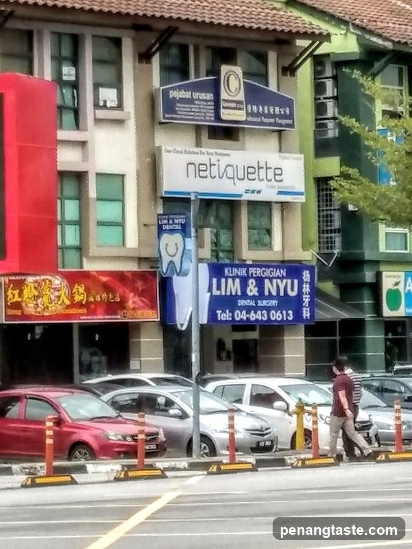 Street View of Commercial Building