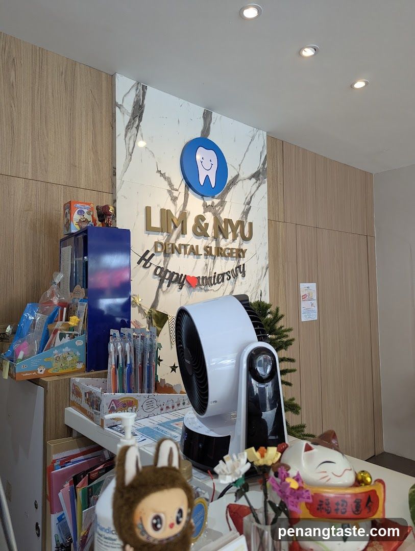 Interior of Lim & Nyu Dental Surgery