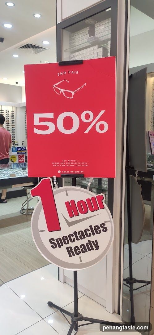 Promotional Signage in Optometry Store