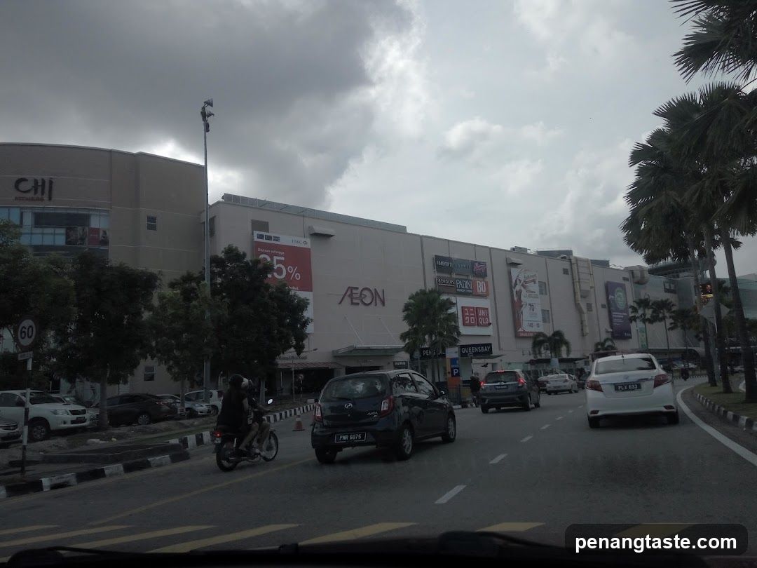 Shopping Mall Exterior