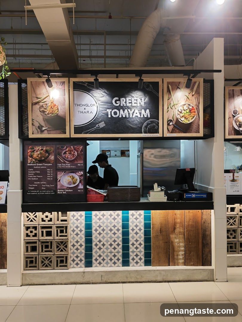 Green Tomyam Food Stall