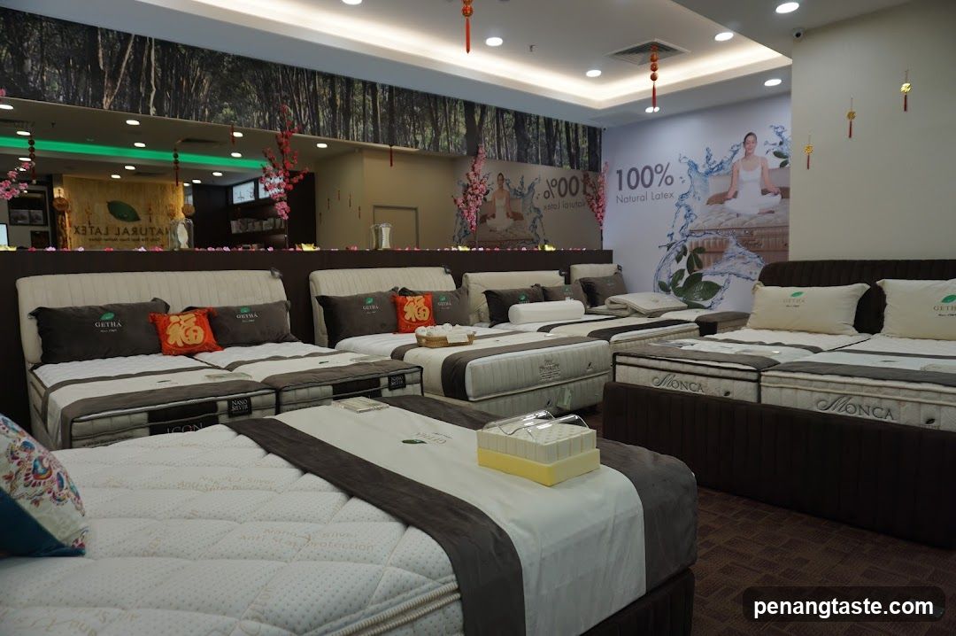 Mattress Store Interior Display