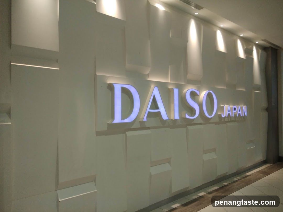Daiso Japan Signage
