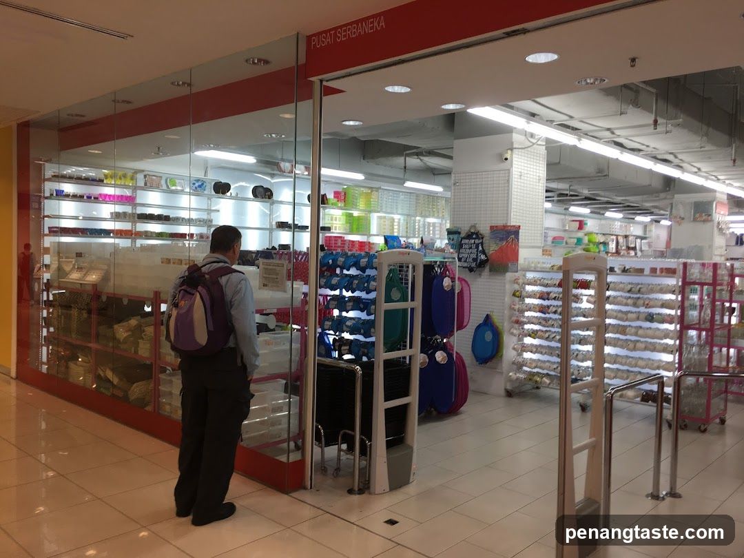 DAISO