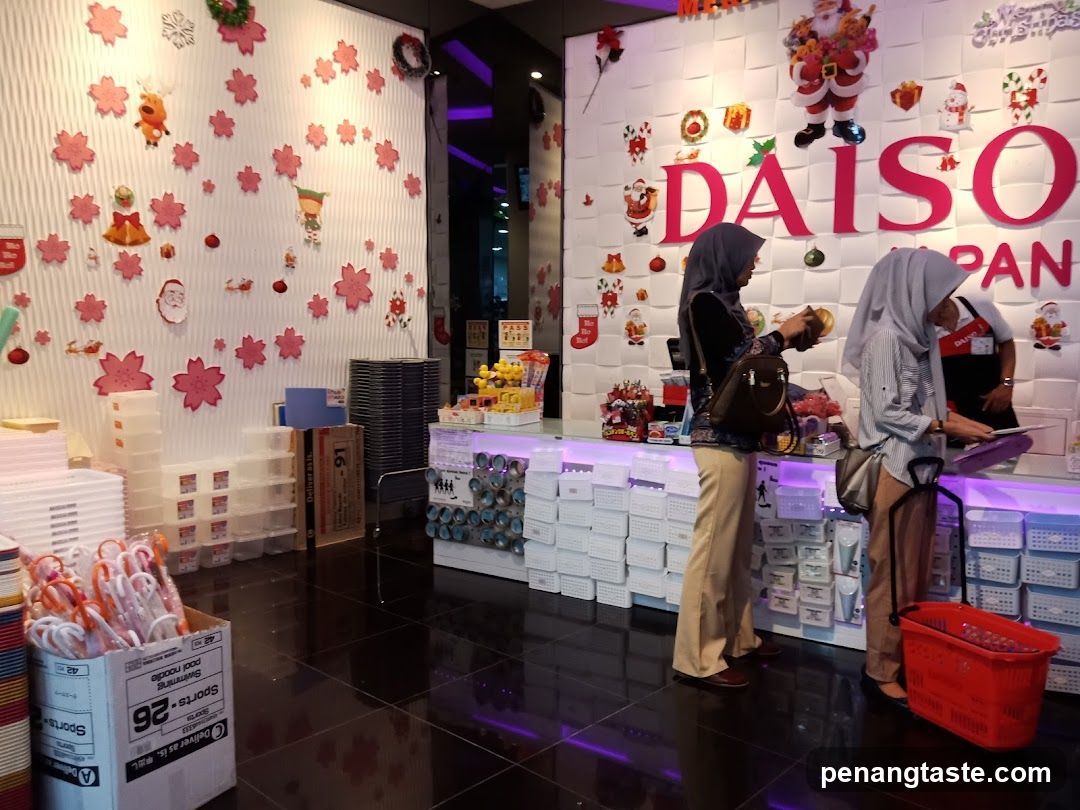 DAISO