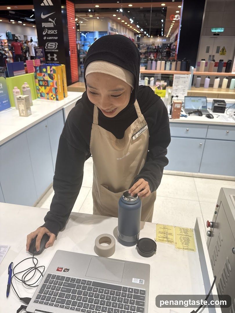 Store Interior Employee