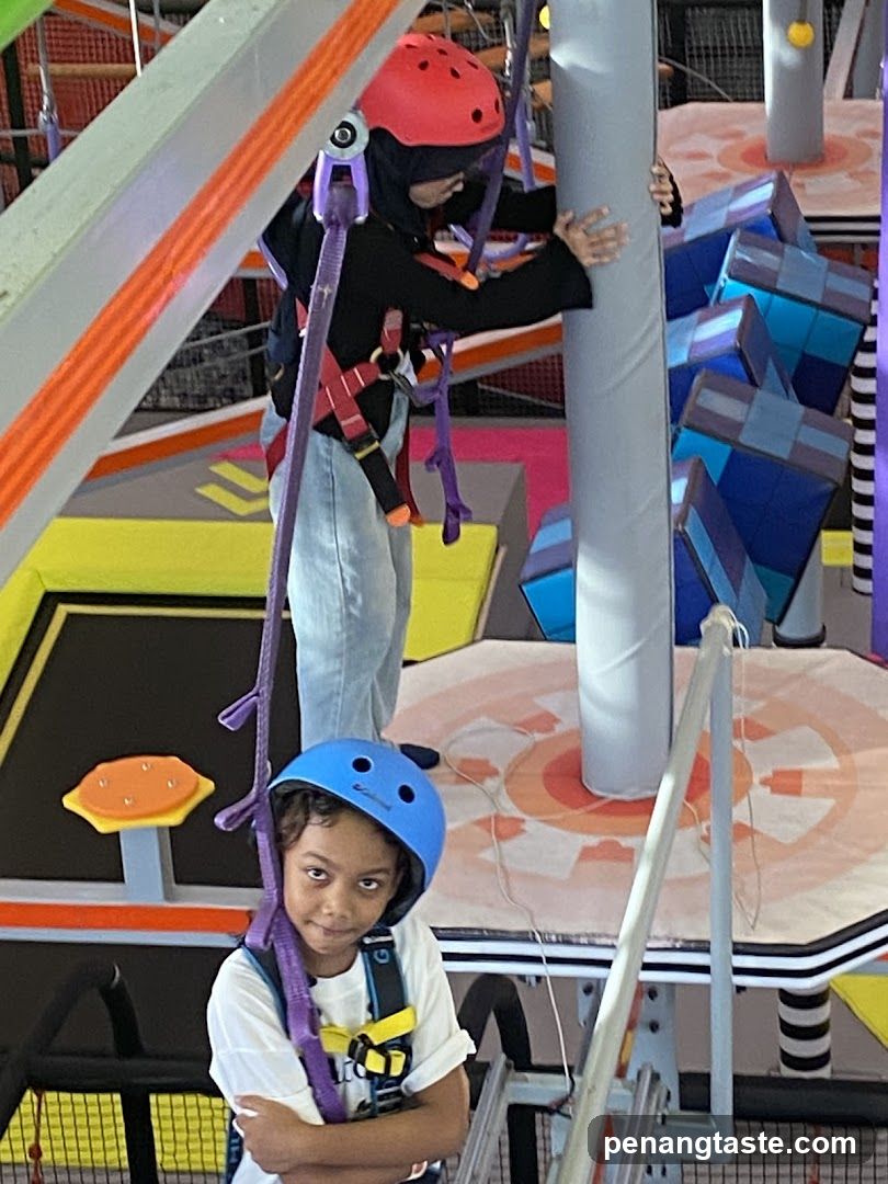 Neonest