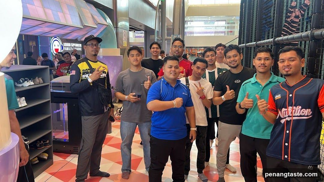 Group Photo in Indoor Mall