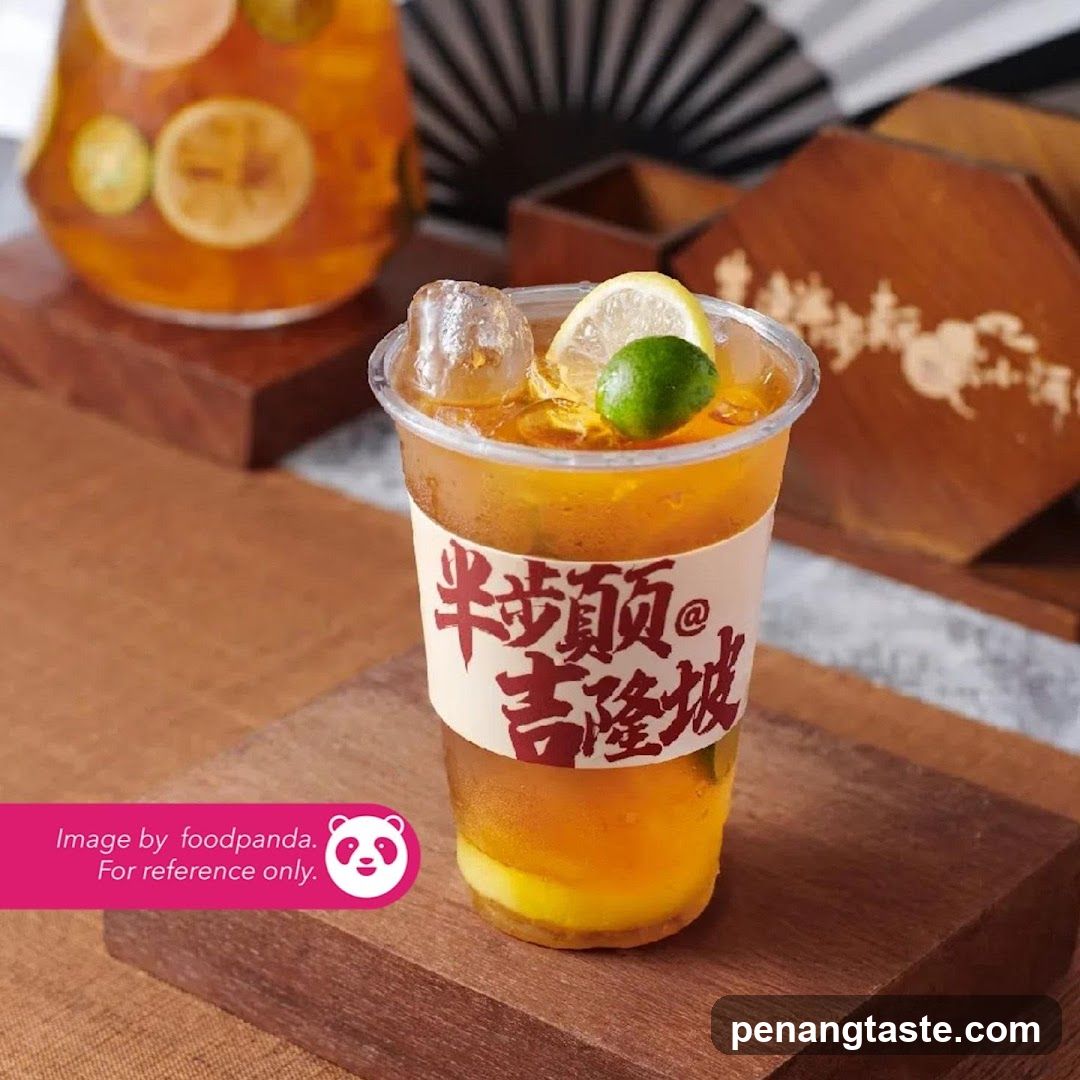 Iced Tea with Citrus Slices