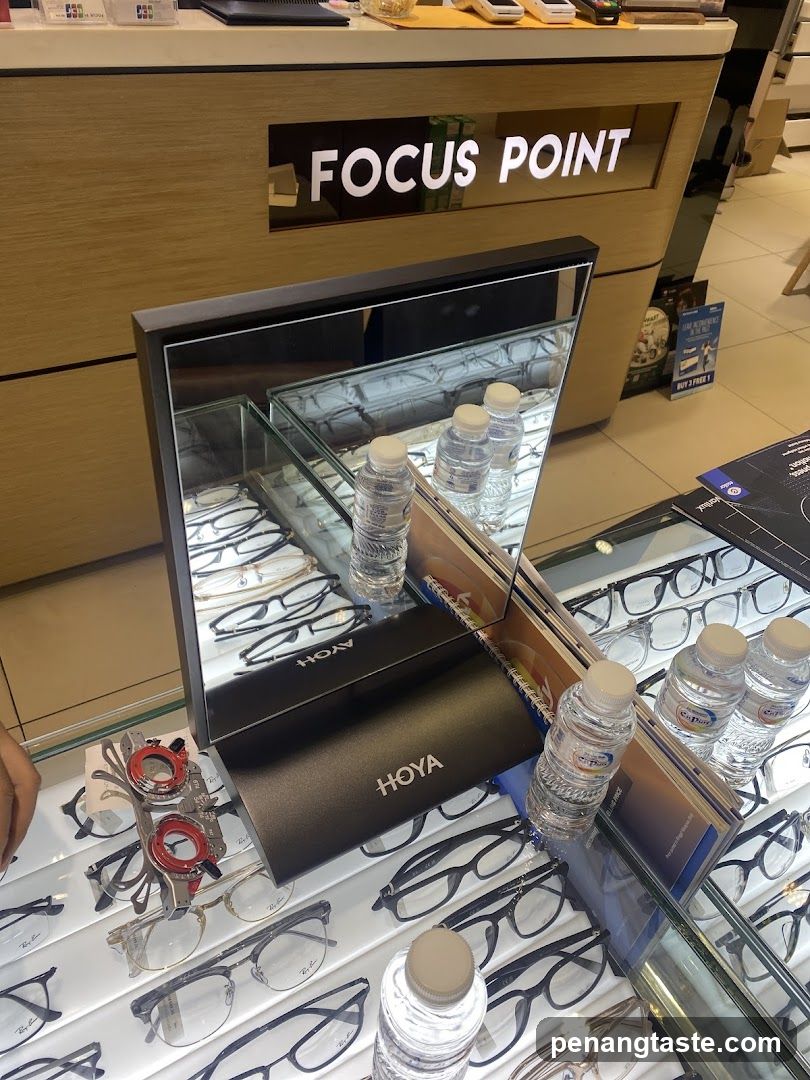 Eyeglass display with branding
