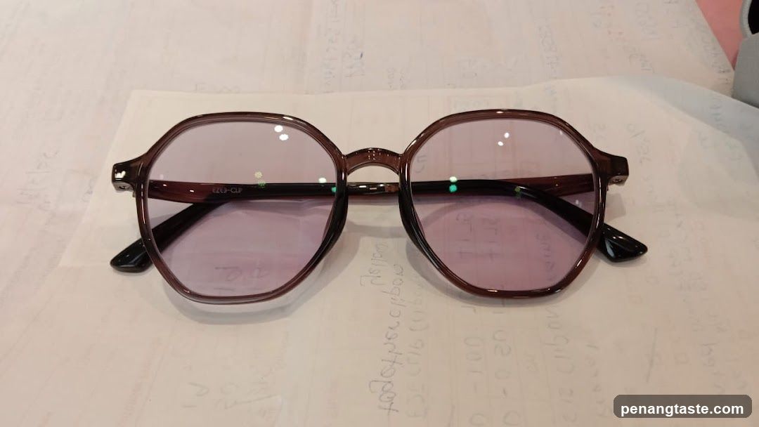 Eyeglasses