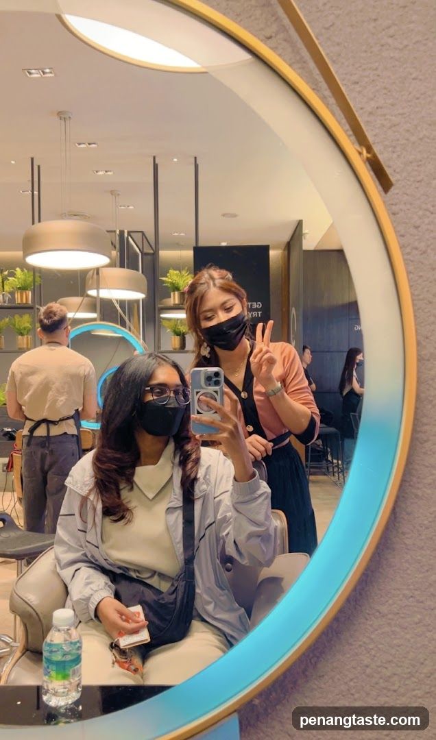 Selfie in a salon