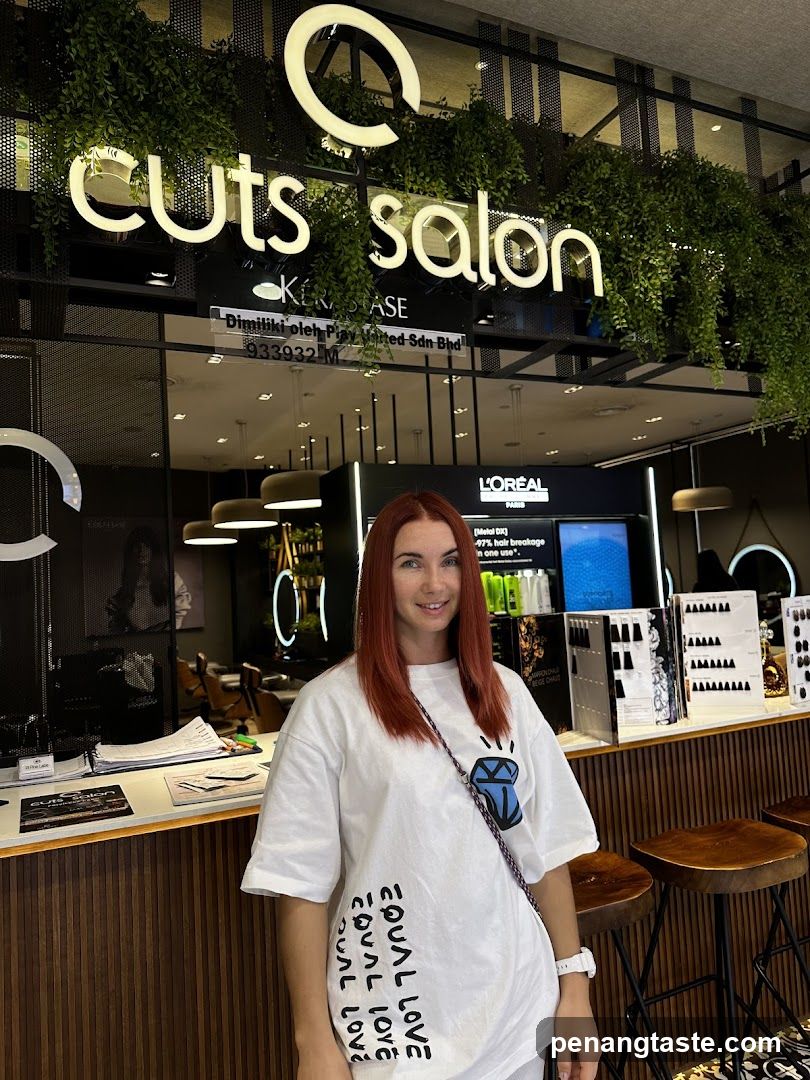 Cuts Salon