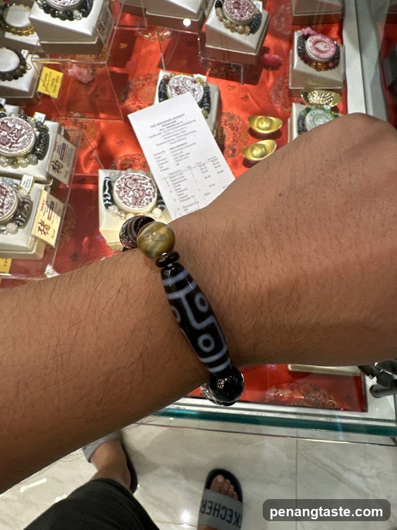 Bracelet with receipt