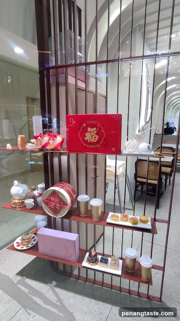 Dessert Display