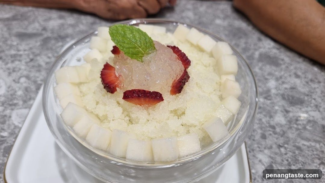 Shaved Ice Dessert
