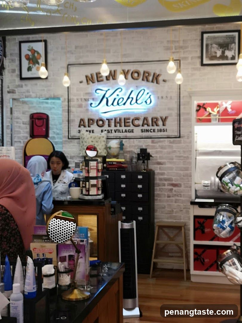 Kiehl's Apothecary Interior