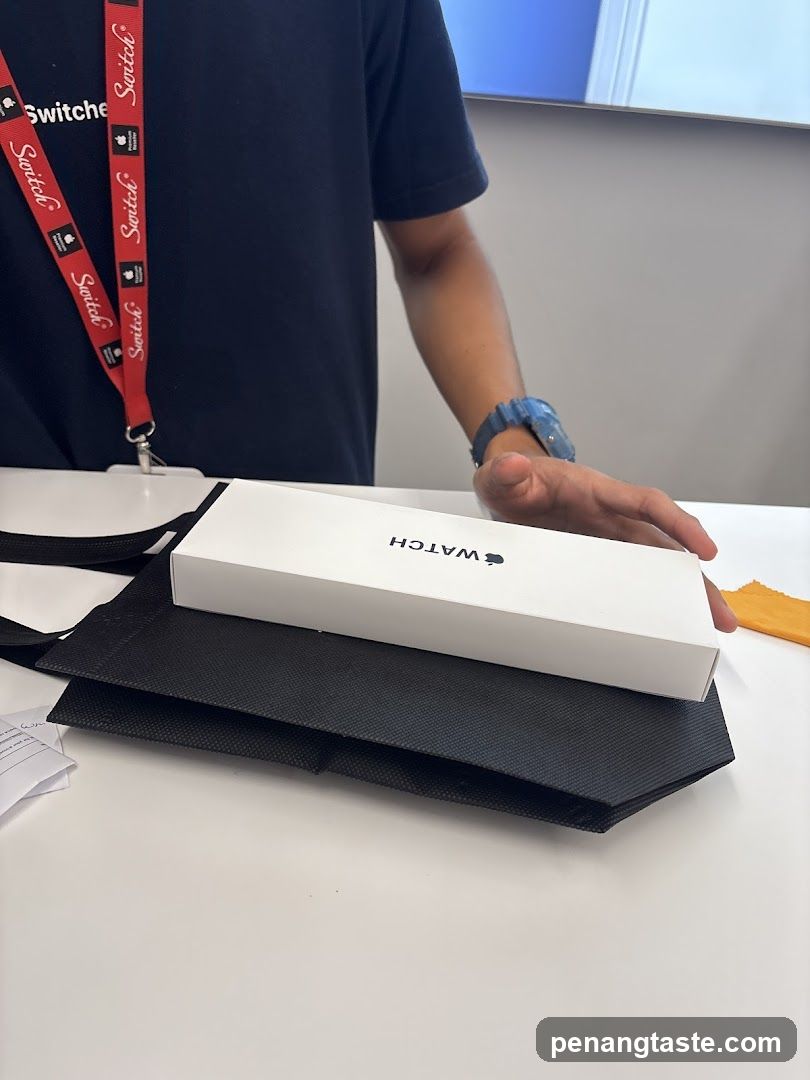 Apple Watch Box and Bag