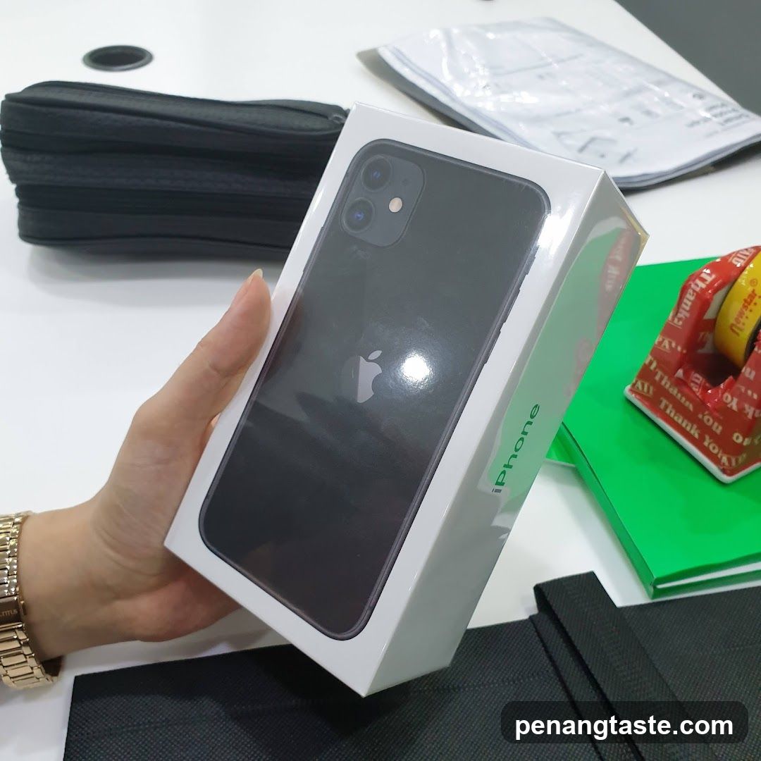 iPhone Box