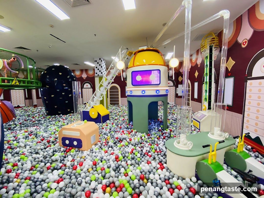 Indoor Playground with Ball Pit