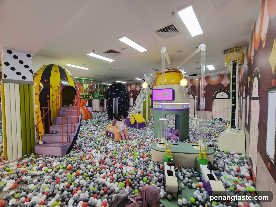Indoor Playground with Ball Pit